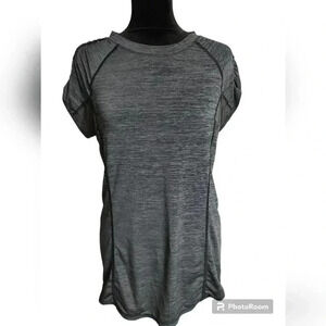 Lululemon tshirt